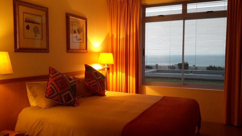 Palamos On Sea Hotel St Francis Bay Bagian luar foto
